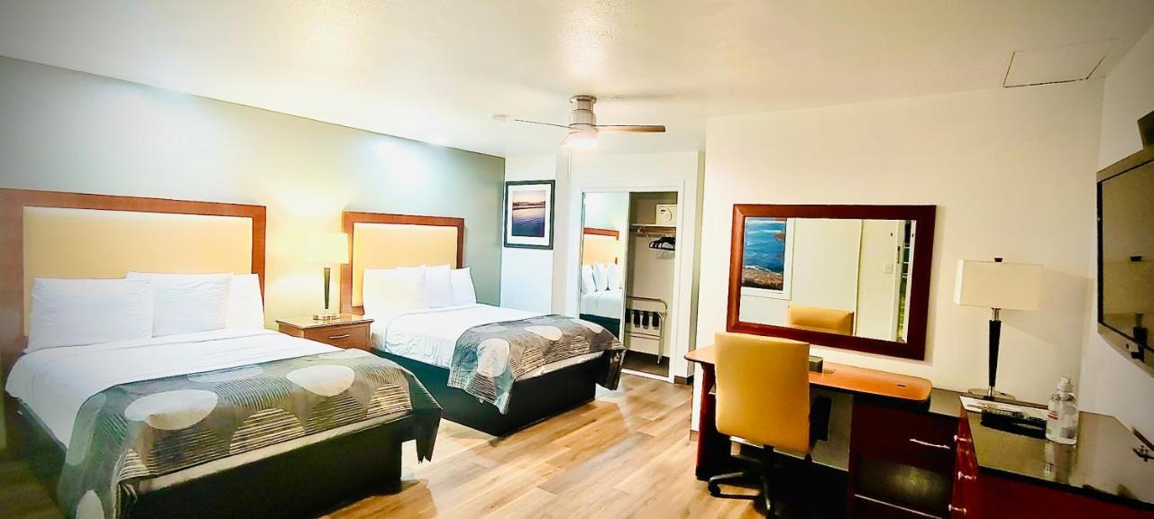 Oceanside Inn & Suites, A Days Inn By Wyndham Fort Bragg Buitenkant foto